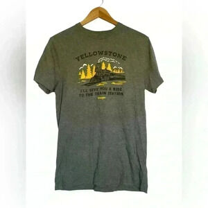 Yellowstone Wrangler Army Green Take You To The Train Station Tee T-Shirt Small